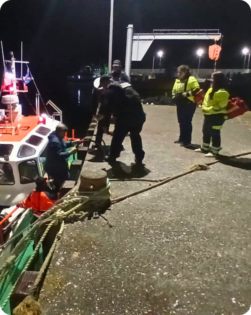 Consulta ambulatoria de tripulante con especialista cercana al puerto de San Antonio.